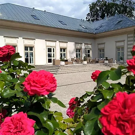 Palac Dabrowka Rawicz
