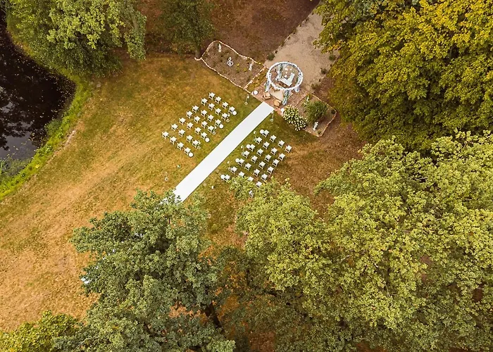 Hotel Palac Dabrowka *