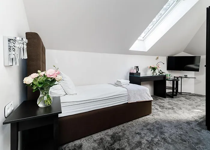 Hotel Palac Dabrowka